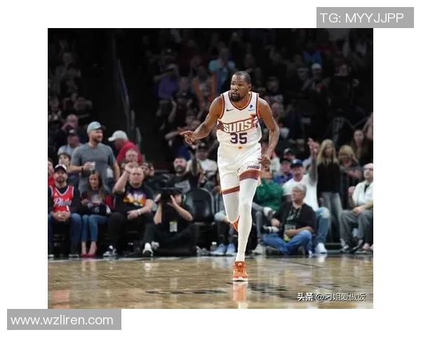 布克:输球因为没执行好比赛计划 狄龙赛后已向全队承认错误 布克:输球因为没执行好比赛计划 狄龙赛后已向全队承认错误