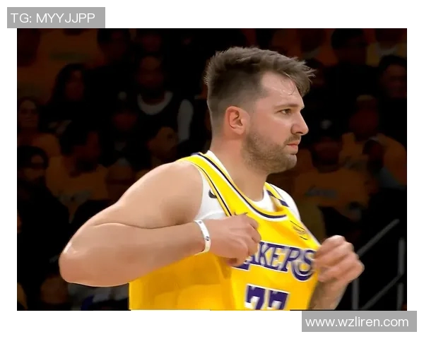 别被东契奇的2000分纪录骗了！威少式悲剧，防守烂成筛子拿什么争冠？